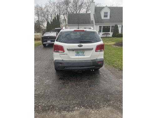 2011 Kia Sorento LX