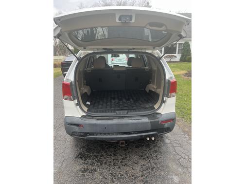 2011 Kia Sorento LX