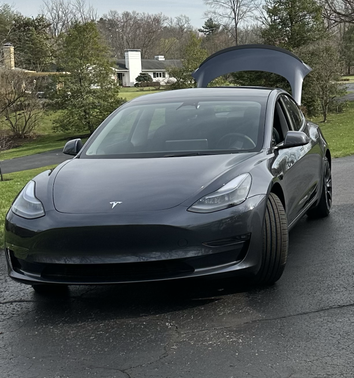 2023 Tesla Model 3 Performance