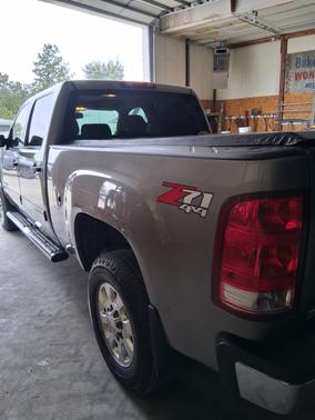 Beige 2013 GMC Sierra 2500 SLE