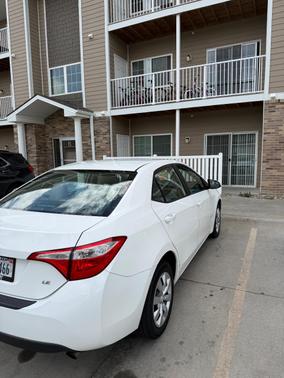 White 2016 Toyota Corolla LE
