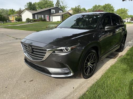 Gray 2023 Mazda CX-9 Grand Touring