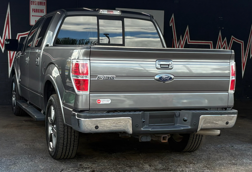 Gray 2013 Ford F-150 Lariat