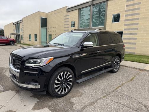 2023 Lincoln Navigator Black Label