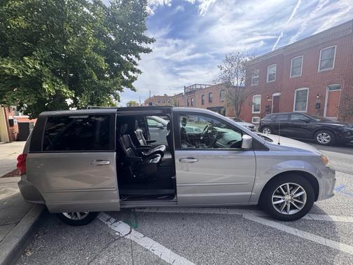 2014 Dodge Grand Caravan R/T