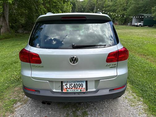 Silver 2012 Volkswagen Tiguan S