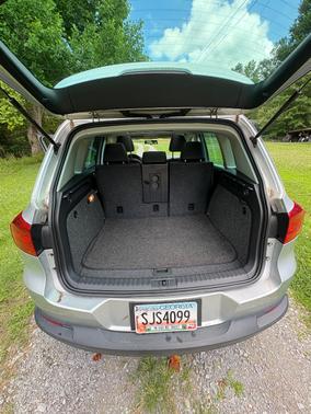 Silver 2012 Volkswagen Tiguan S