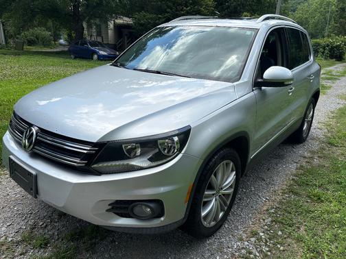 Silver 2012 Volkswagen Tiguan S