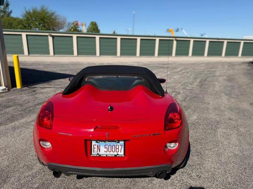 Red 2007 Pontiac Solstice GXP