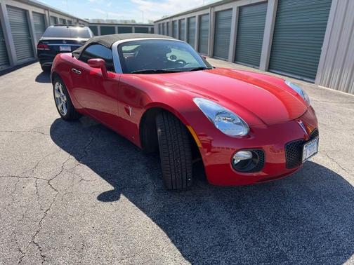 Red 2007 Pontiac Solstice GXP