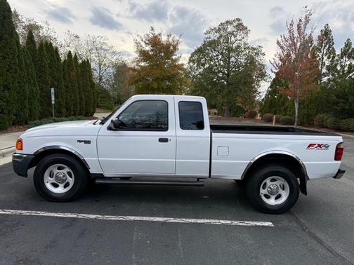 2004 Ford Ranger XLT SuperCab