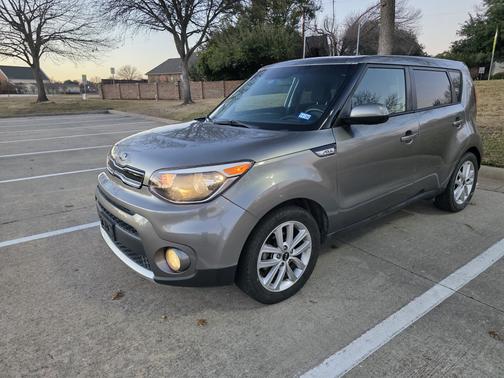 2018 Kia Soul +