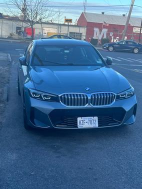 2023 BMW 330 i xDrive