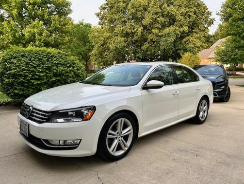 2012 Volkswagen Passat 3.6 SE