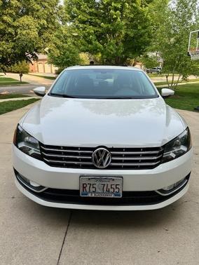 2012 Volkswagen Passat 3.6 SE