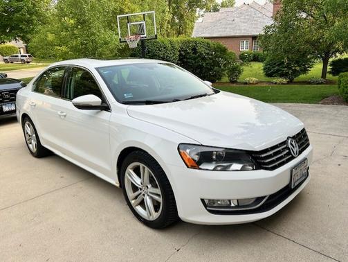 2012 Volkswagen Passat 3.6 SE