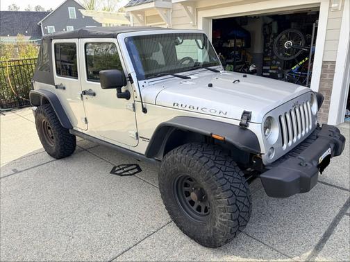 Silver 2011 Jeep Wrangler Unlimited Rubicon