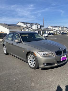 2011 BMW 328 i