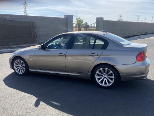 2011 BMW 328 i
