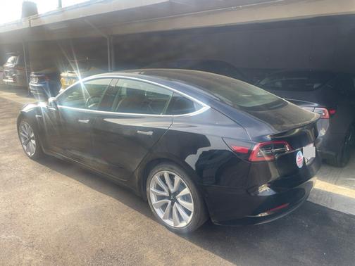 2019 Tesla Model 3 Standard Range Plus