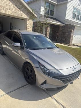 Gray 2021 Hyundai ELANTRA SEL