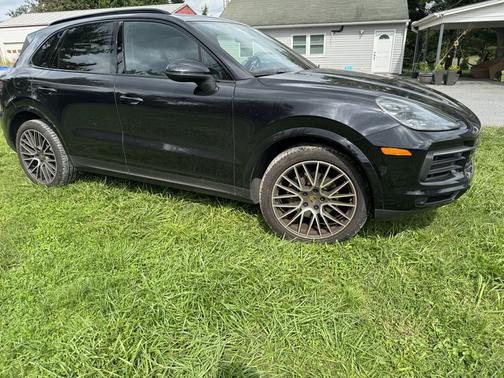 2019 Porsche Cayenne Base