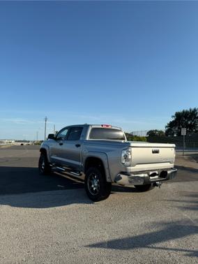 2014 Toyota Tundra SR5