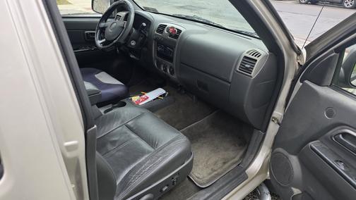 2004 Chevrolet Colorado LS