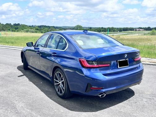2021 BMW 330 i
