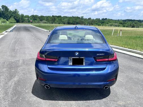 2021 BMW 330 i