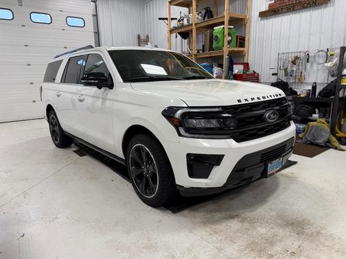 White 2023 Ford Expedition Max Limited