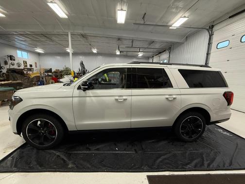 White 2023 Ford Expedition Max Limited