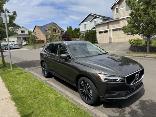2018 Volvo XC60 T6 Momentum