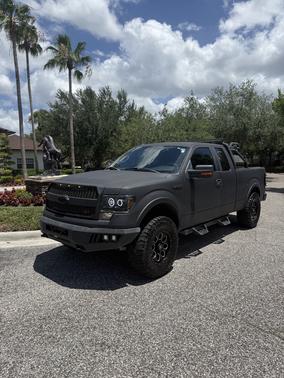 Black 2013 Ford F-150 XLT