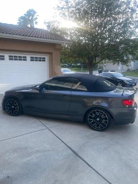 Gray 2008 BMW 135 i