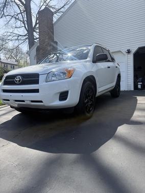 White 2011 Toyota RAV4 Base