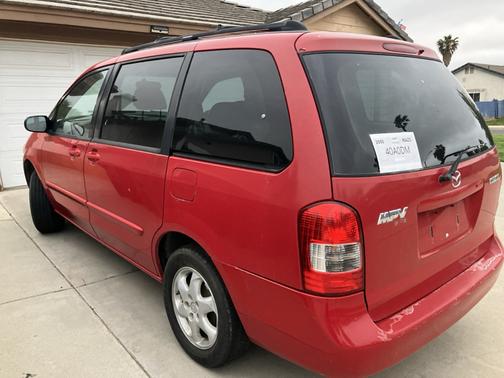 2000 Mazda MPV DX