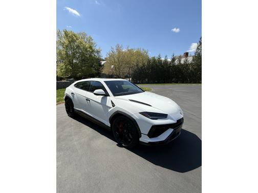 2024 Lamborghini Urus Performante