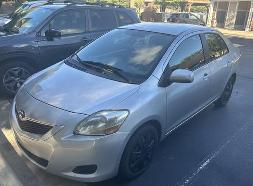 2012 Toyota Yaris Base
