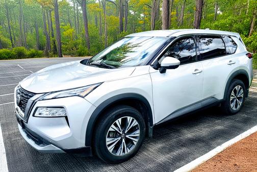 Silver 2021 Nissan Rogue SV