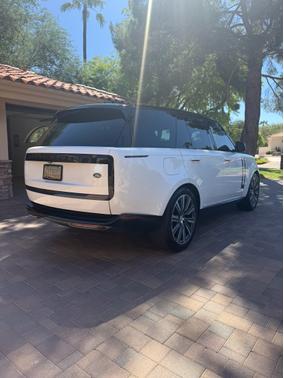 2023 Land Rover Range Rover P400 SE SWB