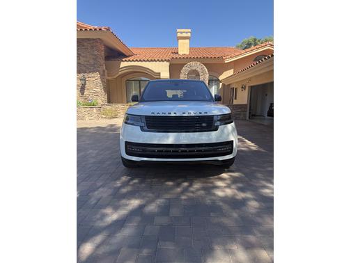 2023 Land Rover Range Rover P400 SE SWB