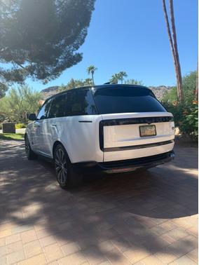 2023 Land Rover Range Rover P400 SE SWB