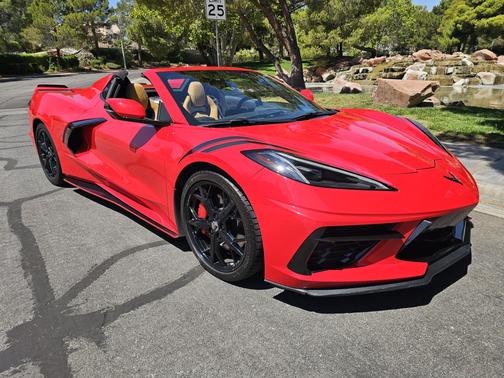 Red 2022 Chevrolet Corvette Stingray w/3LT