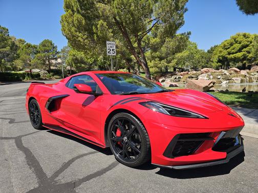 Red 2022 Chevrolet Corvette Stingray w/3LT