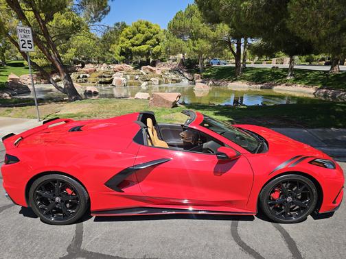 Red 2022 Chevrolet Corvette Stingray w/3LT