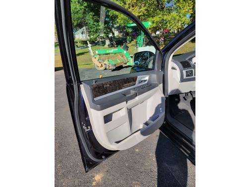 2010 Dodge Grand Caravan SXT