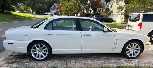 White 2008 Jaguar XJ8 L