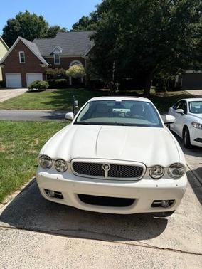 White 2008 Jaguar XJ8 L