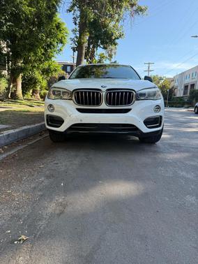 White 2016 BMW X6 sDrive35i